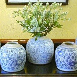 Antique Blue and White Pottery Antique Blue and White Pottery